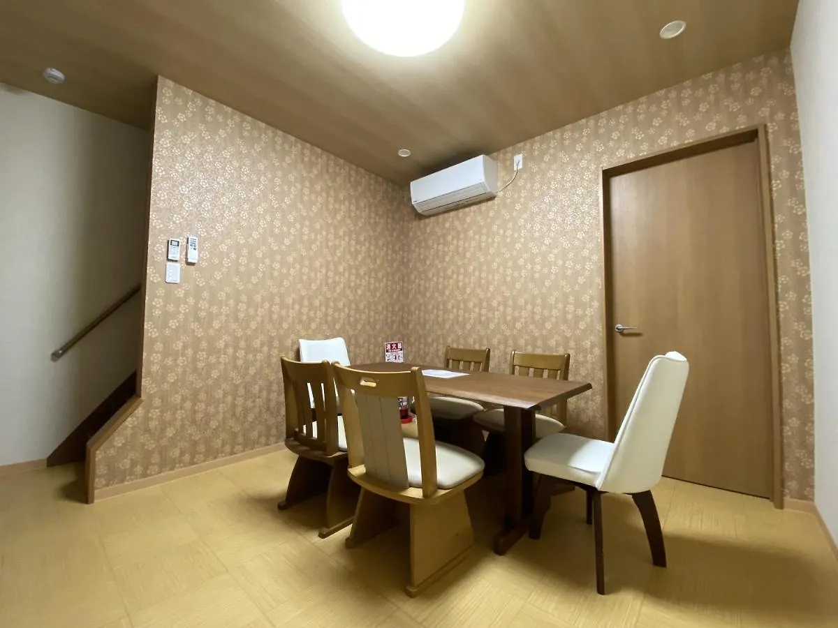 Wutong-40 Minutes Direct To Kansai Airport And 5 Minute Walk To Jr Or Subway Or Nankai Line And 1 Minute To Tsutenkaku The Landmark Of Osaka And Many Japanese Bistros Nearby 0*,  Japán