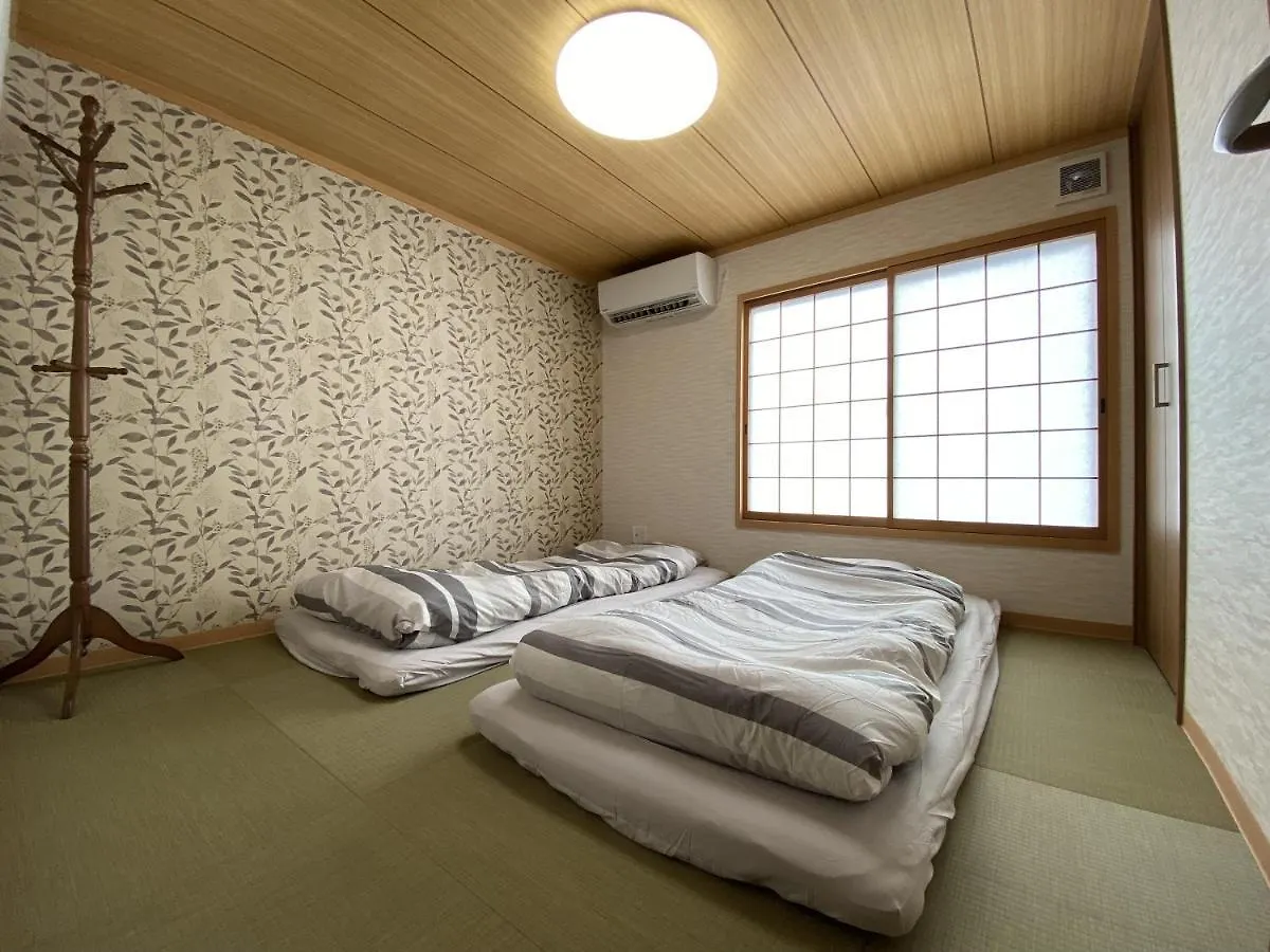 Wutong-40 Minutes Direct To Kansai Airport And 5 Minute Walk To Jr Or Subway Or Nankai Line And 1 Minute To Tsutenkaku The Landmark Of Osaka And Many Japanese Bistros Nearby 0*,  Japán
