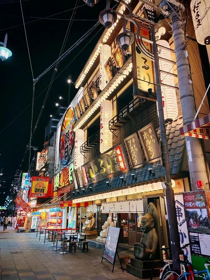 Wutong-40 Minutes Direct To Kansai Airport And 5 Minute Walk To Jr Or Subway Or Nankai Line And 1 Minute To Tsutenkaku The Landmark Of Osaka And Many Japanese Bistros Nearby